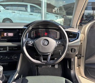 2019 Volkswagen Hatch 1.0TSI Comfortline R-Line - photo 7