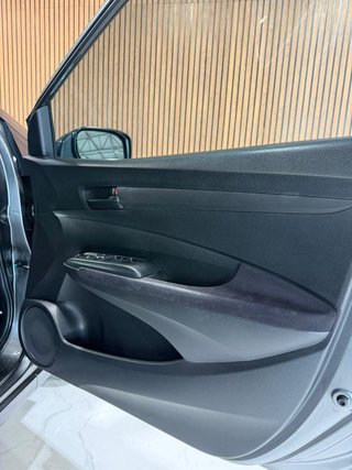 2024 Toyota 1.5 XS Manual - photo 8