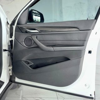 2017 BMW sDrive20d Auto - photo 8