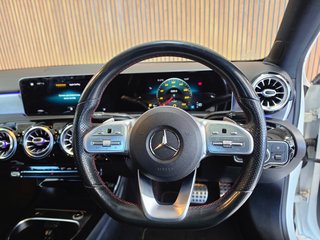 2019 Mercedes-Benz A-Class A200 (4DR) - photo 6