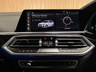 2023 BMW M50d - photo 2