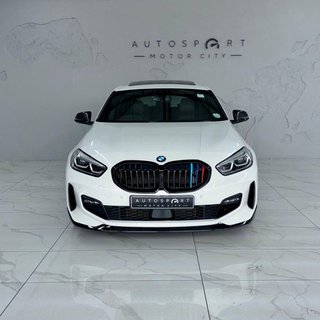 2022 BMW 118i Mzansi Edition - photo 2