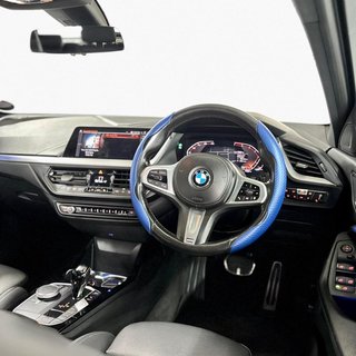 2022 BMW 118i Mzansi Edition - photo 1