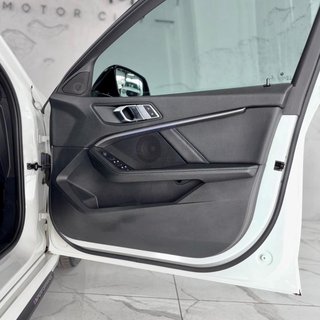 2022 BMW 118i Mzansi Edition - photo 13