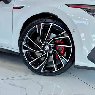 2024 Volkswagen GTI - photo 3