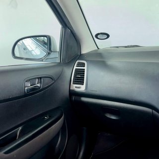 2010 Hyundai i20 1.4 A/T - photo 3