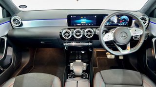 2022 Mercedes-Benz A250 Hatch AMG Line - photo 3