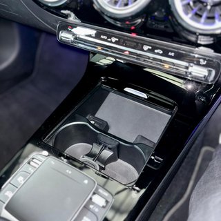 2022 Mercedes-Benz A250 Hatch AMG Line - photo 6
