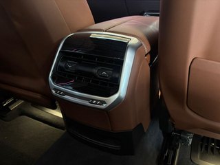 2024 BMW 740i M Sport - photo 14