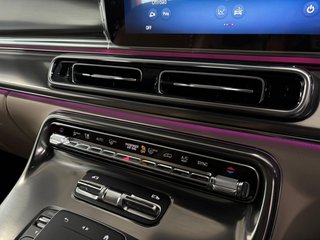 2026 Mercedes-Benz V300d Exclusive - photo 2