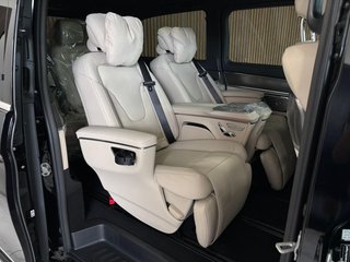 2026 Mercedes-Benz V300d Exclusive - photo 7