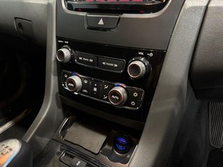 2011 Chevrolet Ute SSV - photo 1