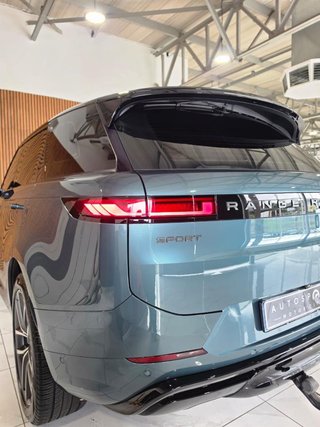 2023 Land Rover D350 Dynamic HSE - photo 16