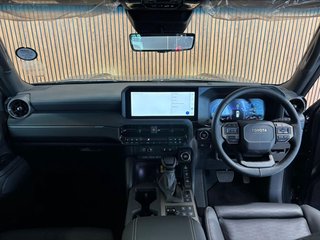 2025 Toyota 2.8GD VX-R - photo 8