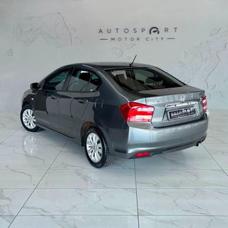 2013 Honda 1.5 Comfort - photo 1