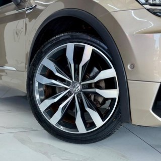 2017 Volkswagen 2.0TSI 4Motion Highline R-Line - photo 3