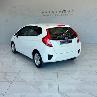 2017 Honda 1.2 Comfort Auto - photo 5