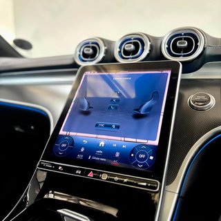 2022 Mercedes-Benz C220d AMG Line - photo 1