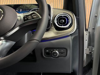 2025 Mercedes-Benz V300d Exclusive - photo 6
