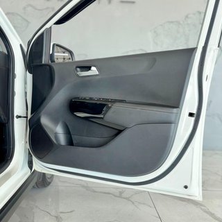 2023 Kia 1.2 X-Line Auto - photo 7