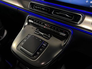 2026 Mercedes-Benz V300d Exclusive - photo 3