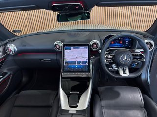 2023 Mercedes-AMG SL43 - photo 1