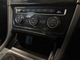 2017 Volkswagen GTI - photo 2