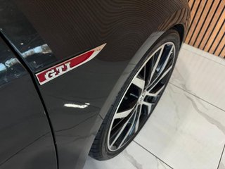 2017 Volkswagen GTI - photo 9