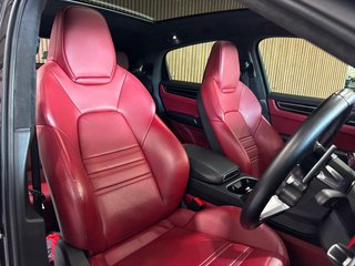2021 Porsche GTS Coupe - photo 4