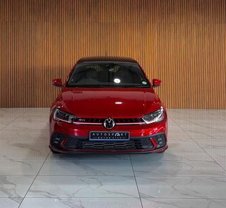 2023 Volkswagen GTI - photo 2