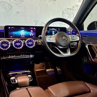 2020 Mercedes-Benz A200d Sedan AMG Line - photo 1