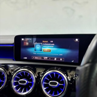 2020 Mercedes-Benz A200d Sedan AMG Line - photo 4