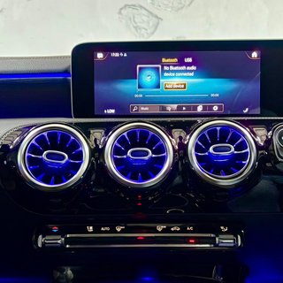 2020 Mercedes-Benz A200d Sedan AMG Line - photo 6