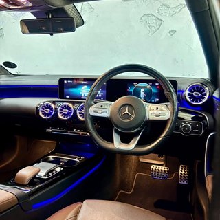 2020 Mercedes-Benz A200d Sedan AMG Line - photo 7