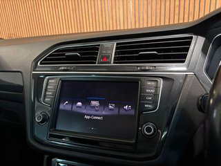 2017 Volkswagen 2.0TDI 4Motion Highline R-Line - photo 1