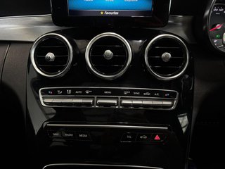 2020 Mercedes-Benz C-Class C200 A/T - photo 2