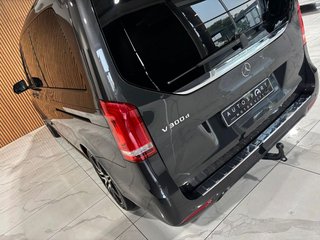 2020 Mercedes-Benz V300d Exclusive - photo 14