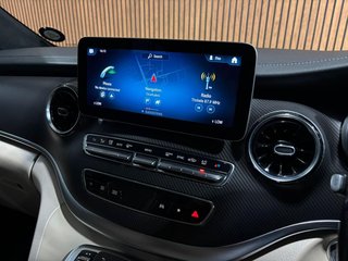 2020 Mercedes-Benz V300d Exclusive - photo 10
