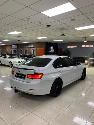 2015 BMW 3 Series 320i M SPORT AUTO - photo 1