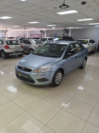 2010 Ford Focus 1.8 AMBIENTE 5-DR - photo 3