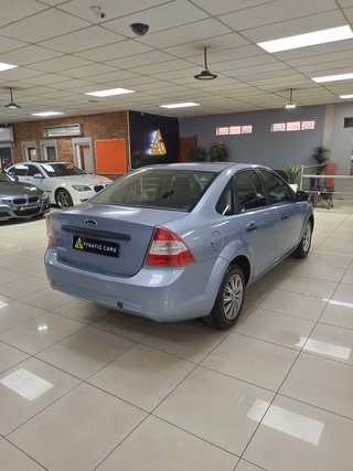 2010 Ford Focus 1.8 AMBIENTE 5-DR - photo 1