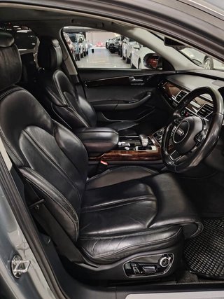 2011 Audi A8 3.0 TDI QUATTRO AUTO - photo 2