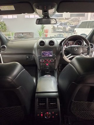 2009 Mercedes-AMG ML 63 AMG - photo 4