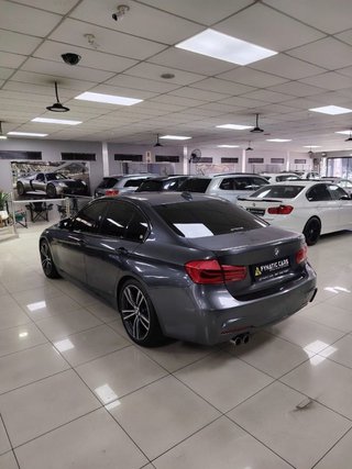 2017 BMW 3 Series 330i M SPORT AUTO - photo 4