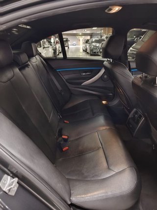 2017 BMW 3 Series 330i M SPORT AUTO - photo 3