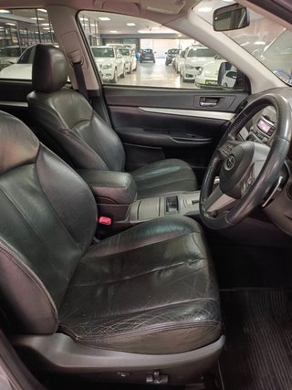 2010 Subaru Outback 2.5i PREMIUM AUTO - photo 2