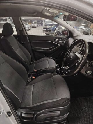 2016 Hyundai i20 1.4 N SERIES - photo 2