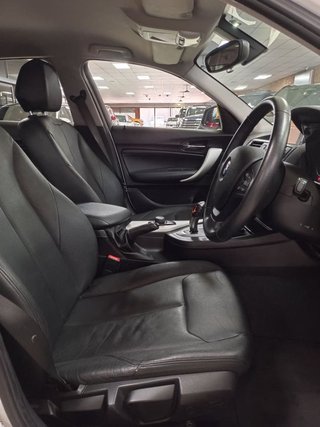 2013 BMW 1 Series 116i 5-DR AUTO - photo 2