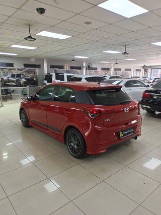 2015 Hyundai i20 1.4 N Series - photo 4