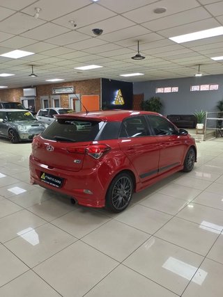 2015 Hyundai i20 1.4 N Series - photo 1